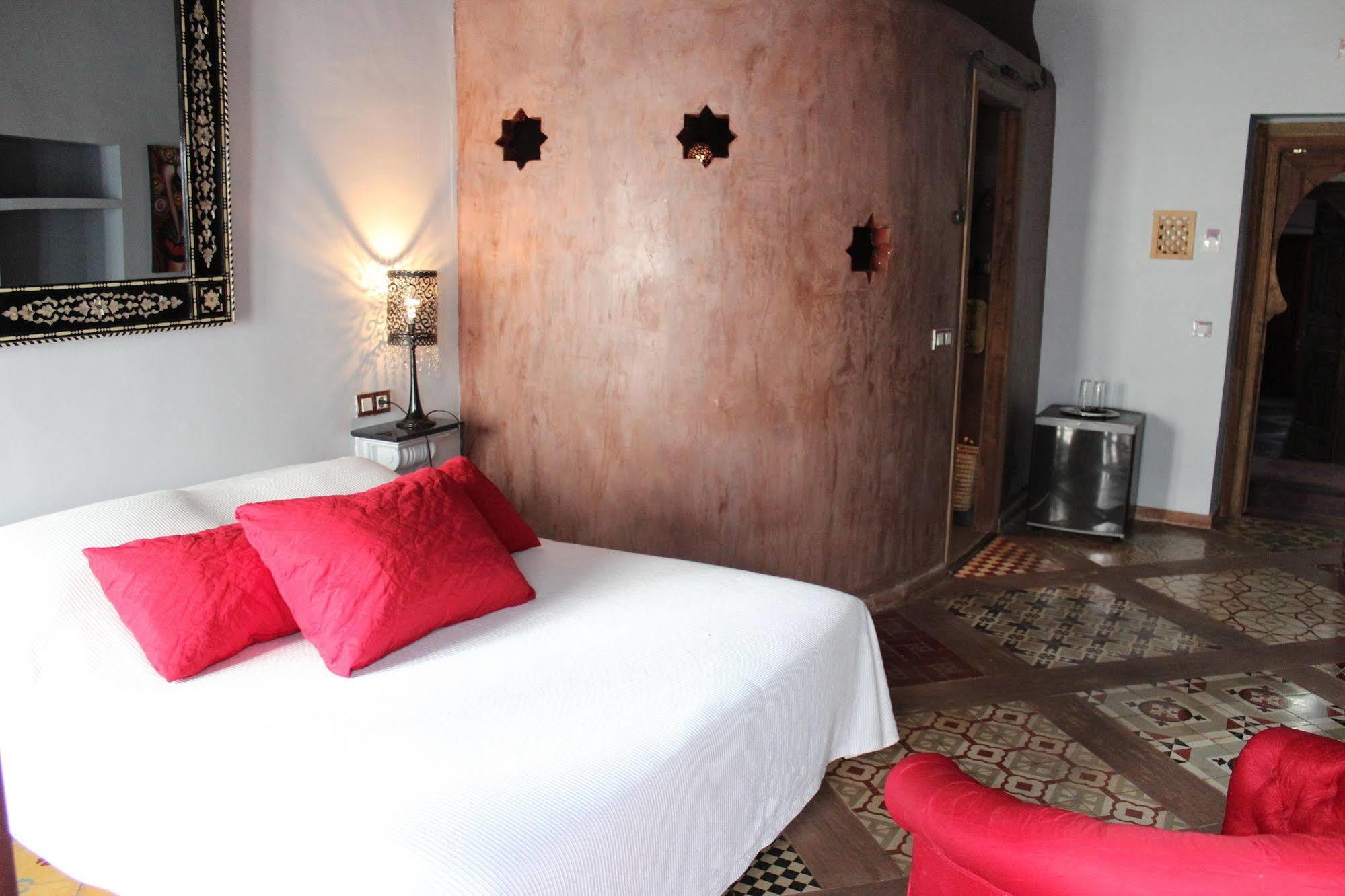 Hotel La Boheme Caceres Luaran gambar